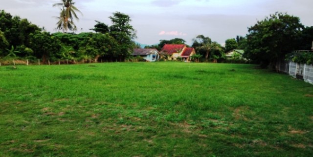 Sea View Land in Thailand – Chalong Phuket Land Plot For Sale Image by Phuket Realtor