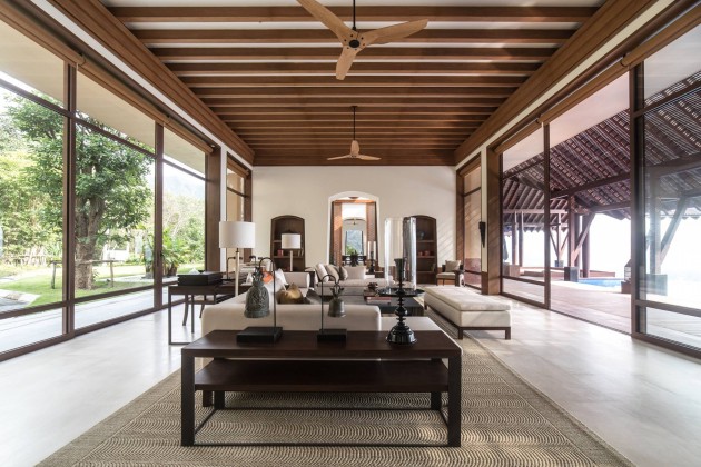 MontAzure Estate Six Bedroom Luxury Villa for Sale Image by Phuket Realtor