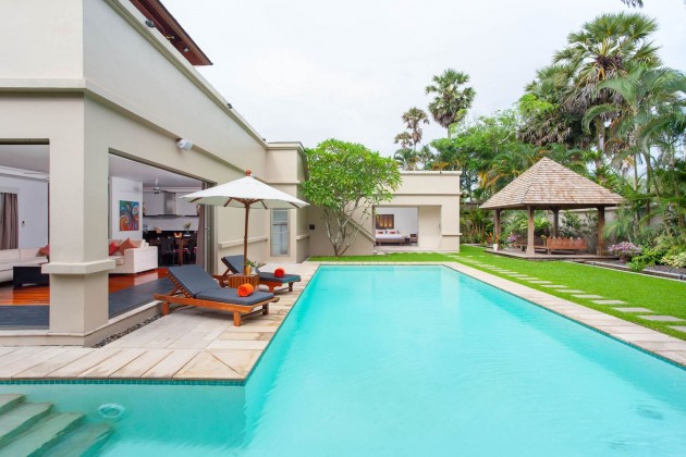 Real Estate in Phuket | The Residence 3B Villa | Furnished with Pool Image by Phuket Realtor