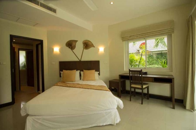 Kathu Golf Course Villa 2+1 Bedroom for Sale Image by Phuket Realtor