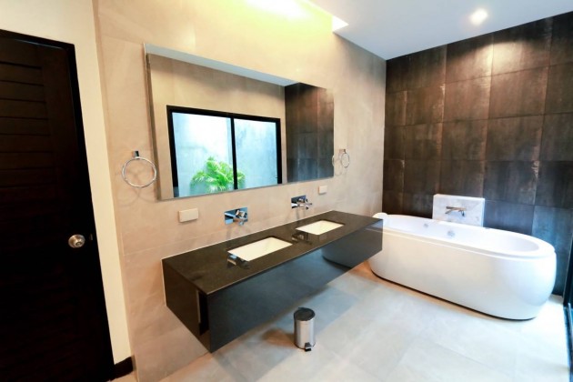 Layan Tara Detached Three Bedroom Pool Villa for Sale Image by Phuket Realtor