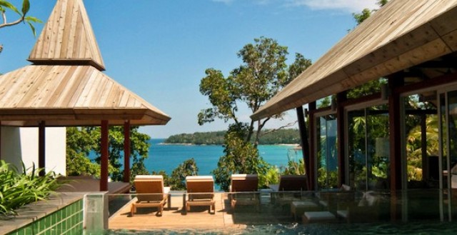 Absolute Waterfront 4 Bedroom Luxury Pool Villa for Sale Image by Phuket Realtor