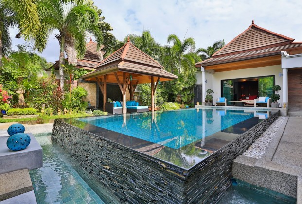 Luxury Contemporary Asian Pool and Garden Villa for Sale Image by Phuket Realtor