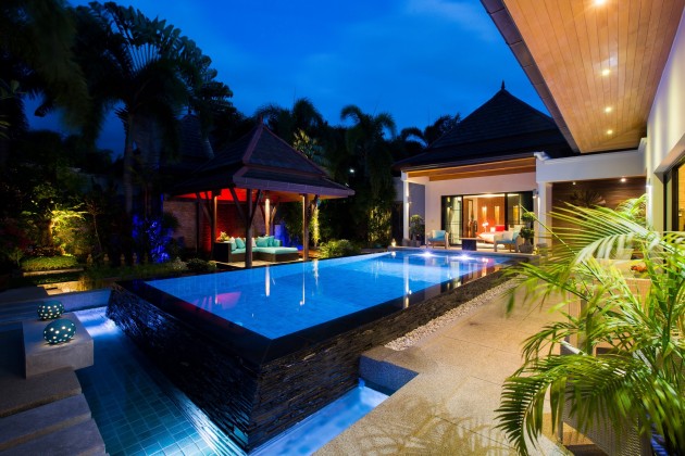 Luxury Contemporary Asian Pool and Garden Villa for Sale Image by Phuket Realtor