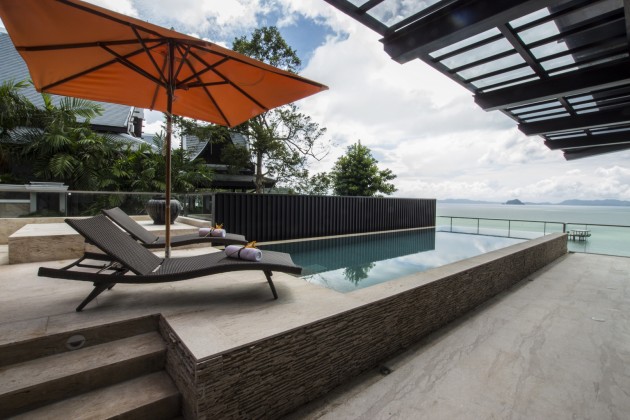 Tranquil Four Bedroom Oceanfront Pool Villa for Sale Image by Phuket Realtor