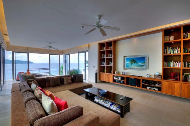 Sensational Ocean Front Luxury Pool Villa in Jomchang Estate Up for Sale Image by Phuket Realtor