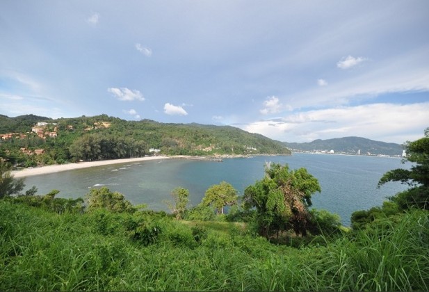 Oceanfront Estate Land Plot for Sale Image by Phuket Realtor