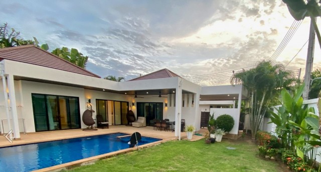 Resale Pool Villa in Rawai Phuket Thailand | For Sale Image by Phuket Realtor