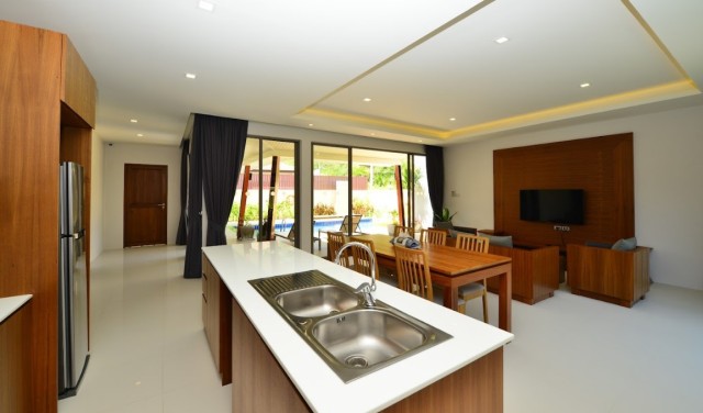 Complete with Warranty | Phuket New Home for Sale | Take A Step Forward Image by Phuket Realtor