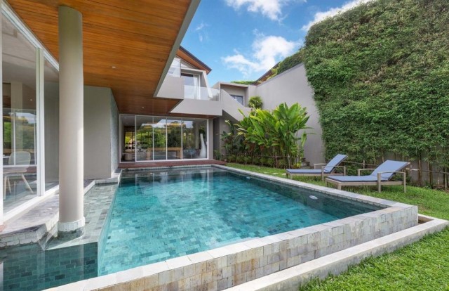 A Tropical Home in Paradise with Vivid Mountain Views | Villa Sunpao Image by Phuket Realtor