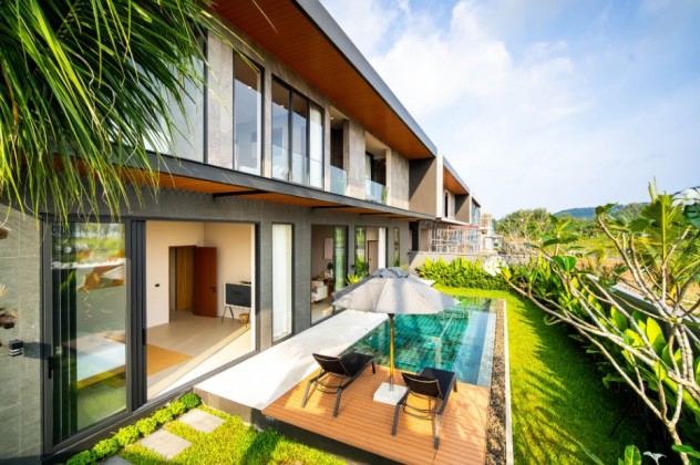 Sea View Pool Villa in Thailand | Mansions in the Bay Area | New Construction w Warranties Image by Phuket Realtor