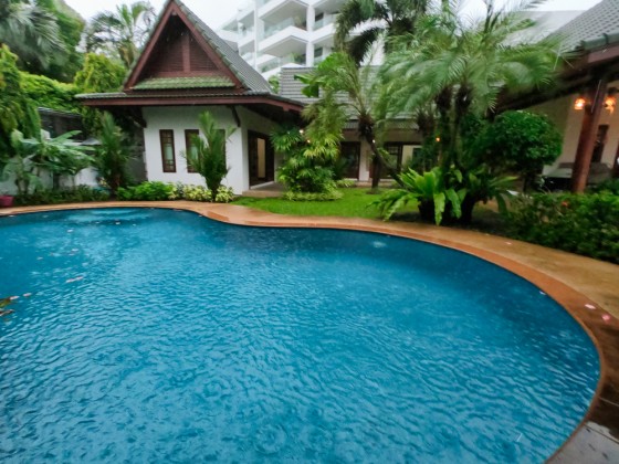 Tropical 3 Bedroom Villa for Sale | Surin Beach, Phuket Thailand | Big Land Plot Image by Phuket Realtor